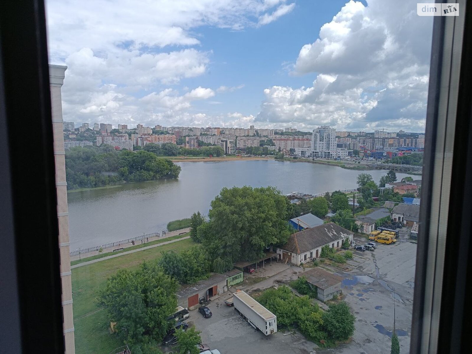 Продажа трехкомнатной квартиры в Хмельницком, на ул. Староміська 1/1, район Центр фото 1 Продажа трехкомнатной квартиры в Хмельницком, на ул. Староміська 1/1, район Центр фото 1
