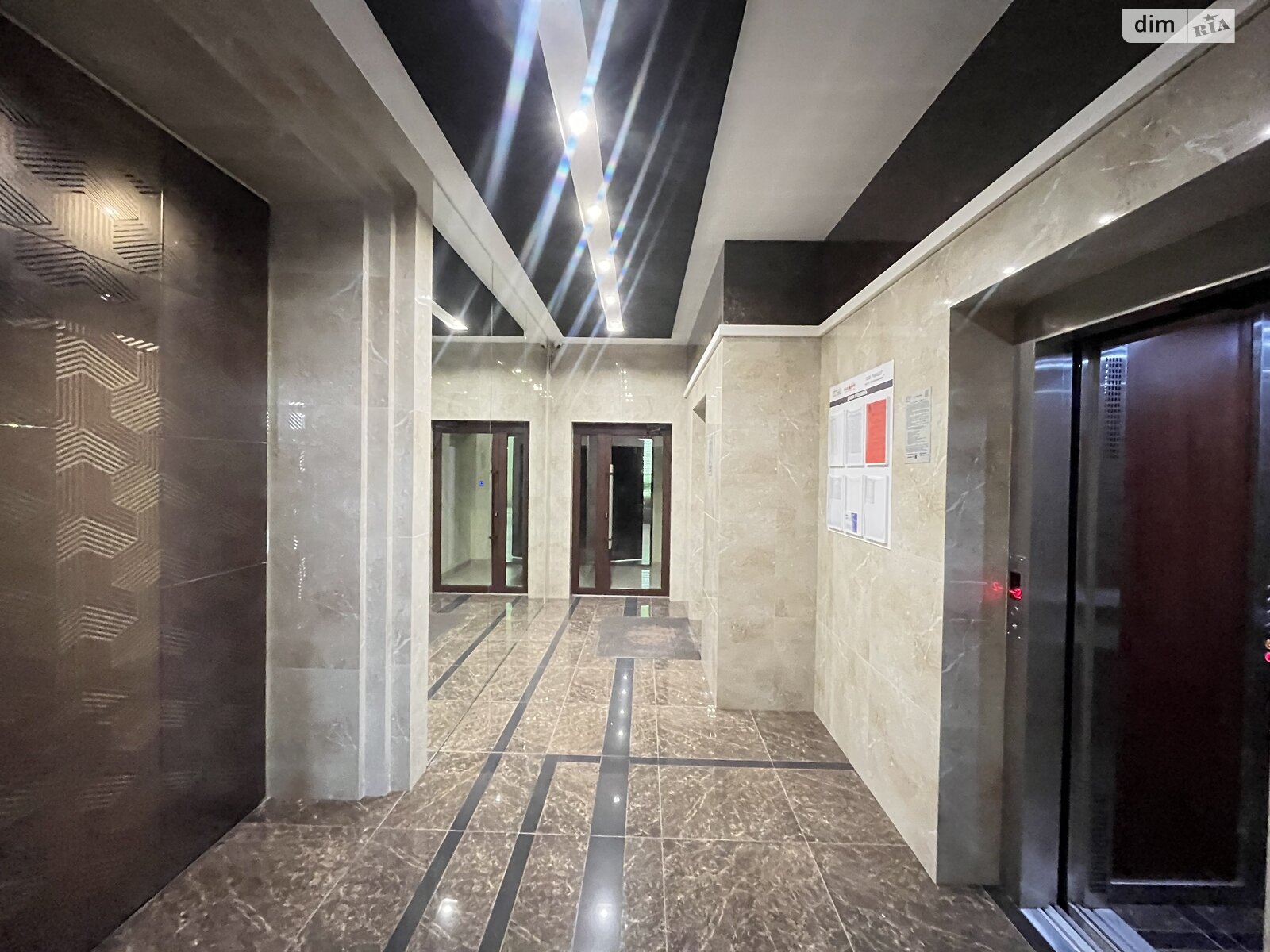 Продажа трехкомнатной квартиры в Хмельницком, на ул. Староміська 1/1, район Центр фото 1 Продажа трехкомнатной квартиры в Хмельницком, на ул. Староміська 1/1, район Центр фото 1