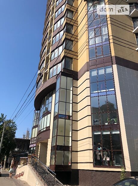 Продажа четырехкомнатной квартиры в Хмельницком, на ул. Подольская, район Центр фото 1 Продажа четырехкомнатной квартиры в Хмельницком, на ул. Подольская, район Центр фото 1