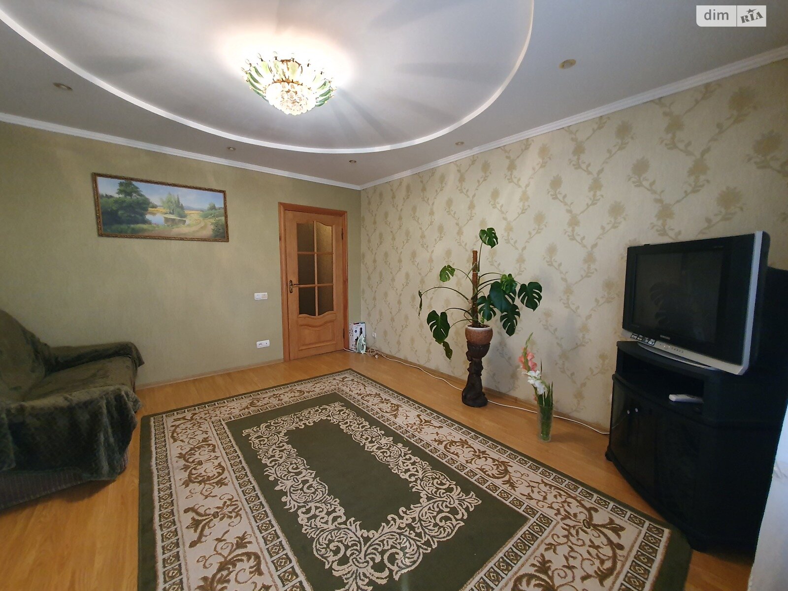 Продаж трикімнатної квартири в Хмельницькому, на вул. Подільська 73, район Центр фото 1