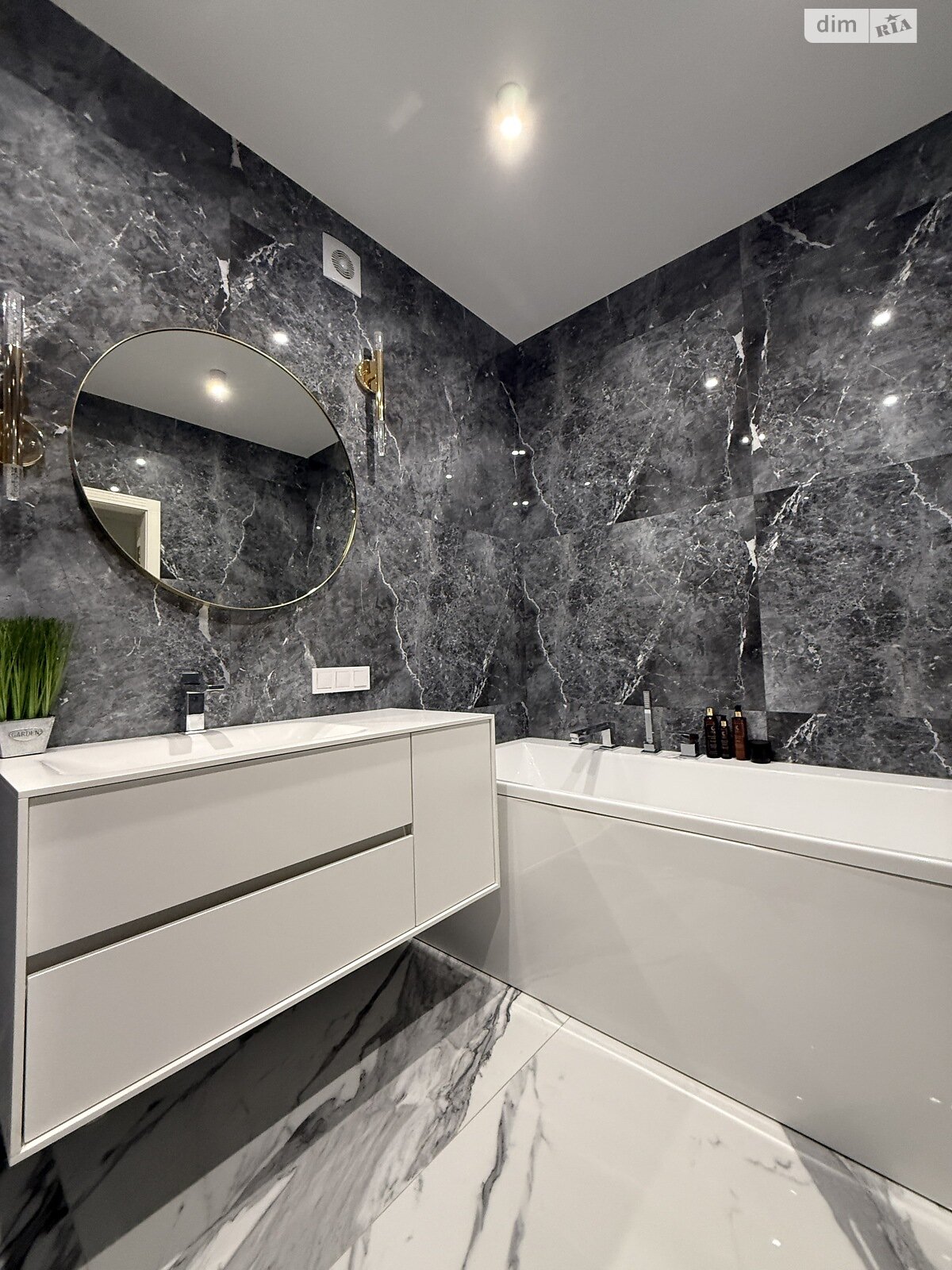 Продажа двухкомнатной квартиры в Хмельницком, на ул. Парковая 2/1А, район Центр фото 1