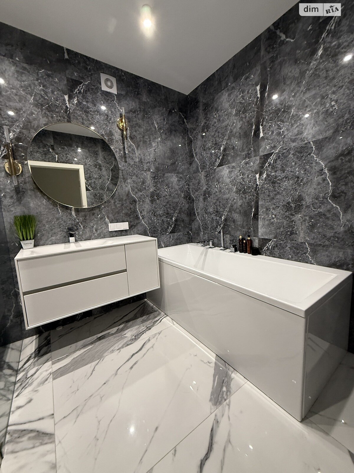 Продажа двухкомнатной квартиры в Хмельницком, на ул. Парковая 2/1А, район Центр фото 1