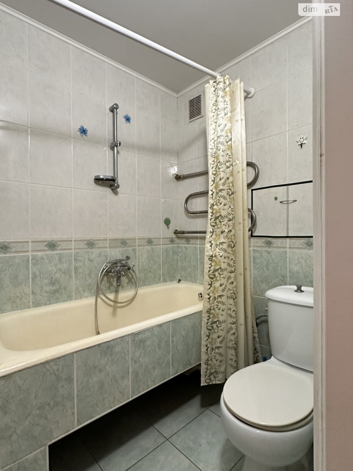 Продаж трикімнатної квартири в Хмельницькому, на вул. Пилипчука Володимира, район Центр фото 1 Продаж трикімнатної квартири в Хмельницькому, на вул. Пилипчука Володимира, район Центр фото 1