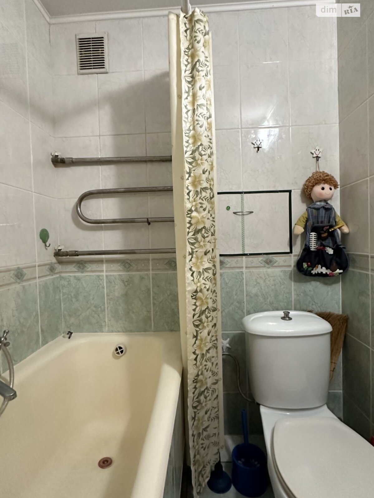 Продаж трикімнатної квартири в Хмельницькому, на вул. Пилипчука Володимира, район Центр фото 1 Продаж трикімнатної квартири в Хмельницькому, на вул. Пилипчука Володимира, район Центр фото 1