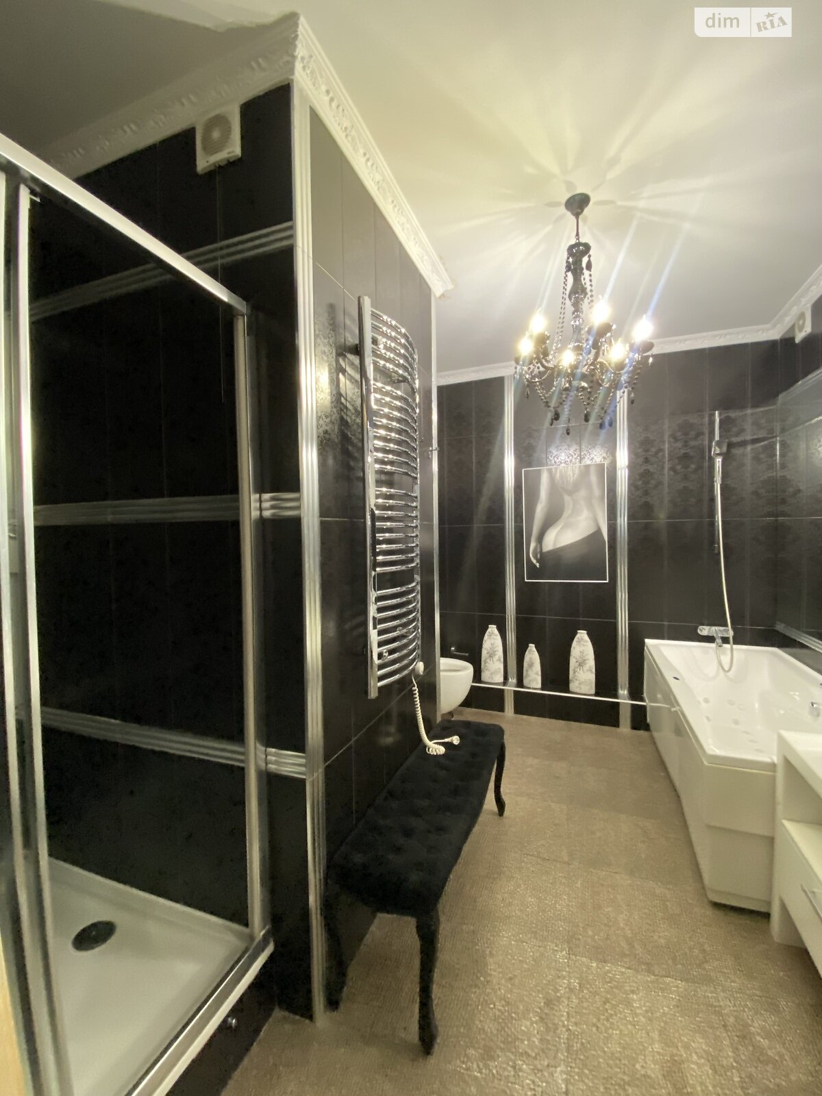 Продажа четырехкомнатной квартиры в Хмельницком, на ул. Пилипчука Владимира 61, район Центр фото 1 Продажа четырехкомнатной квартиры в Хмельницком, на ул. Пилипчука Владимира 61, район Центр фото 1