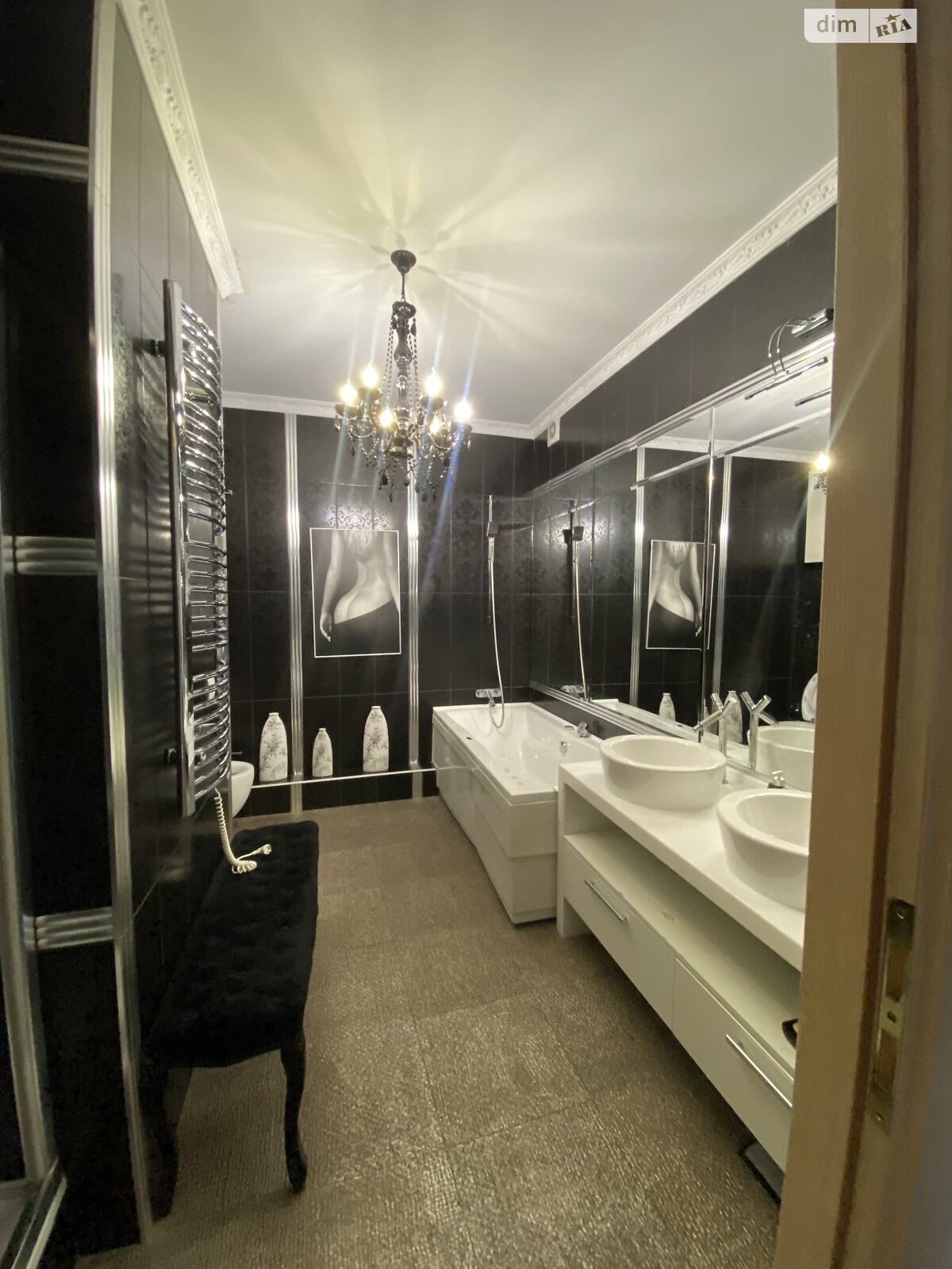 Продажа четырехкомнатной квартиры в Хмельницком, на ул. Пилипчука Владимира 61, район Центр фото 1 Продажа четырехкомнатной квартиры в Хмельницком, на ул. Пилипчука Владимира 61, район Центр фото 1