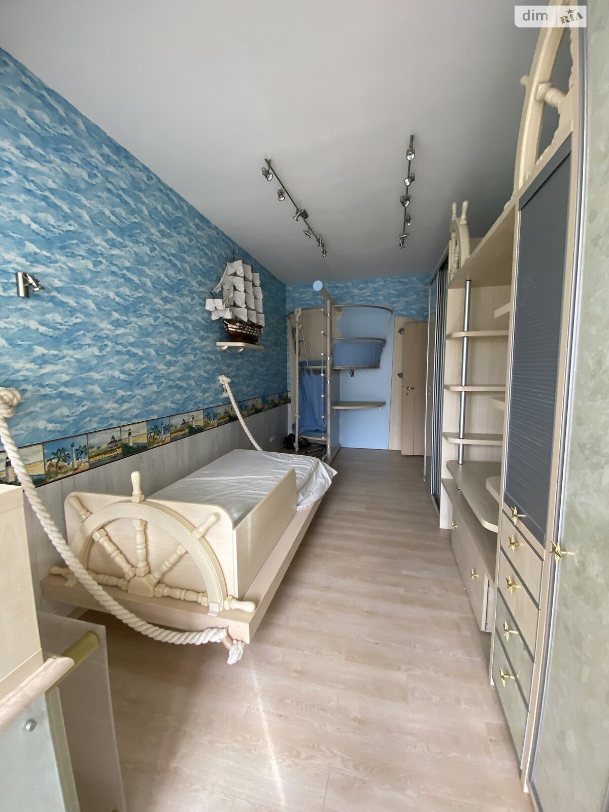 Продажа четырехкомнатной квартиры в Хмельницком, на ул. Пилипчука Владимира 61, район Центр фото 1 Продажа четырехкомнатной квартиры в Хмельницком, на ул. Пилипчука Владимира 61, район Центр фото 1