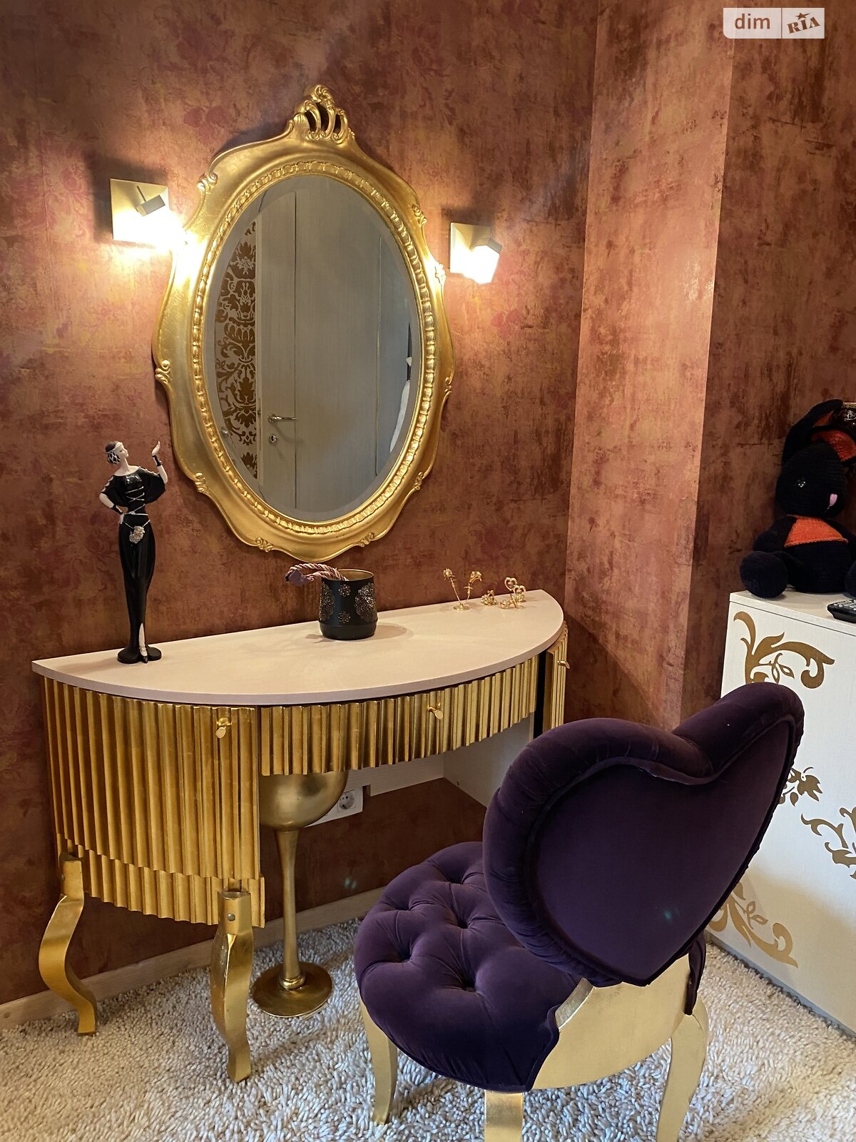 Продажа четырехкомнатной квартиры в Хмельницком, на ул. Пилипчука Владимира 61, район Центр фото 1 Продажа четырехкомнатной квартиры в Хмельницком, на ул. Пилипчука Владимира 61, район Центр фото 1