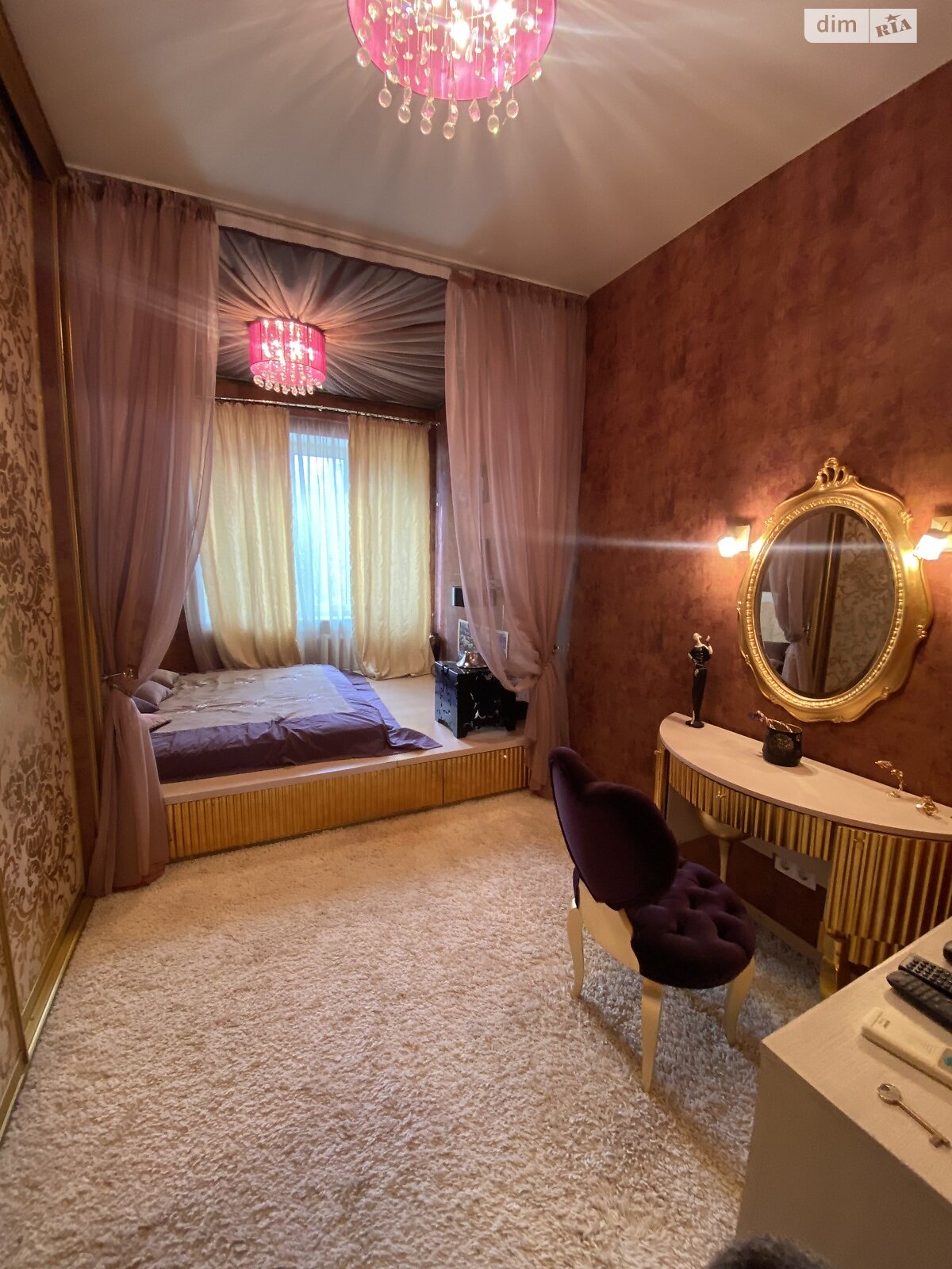 Продажа четырехкомнатной квартиры в Хмельницком, на ул. Пилипчука Владимира 61, район Центр фото 1 Продажа четырехкомнатной квартиры в Хмельницком, на ул. Пилипчука Владимира 61, район Центр фото 1