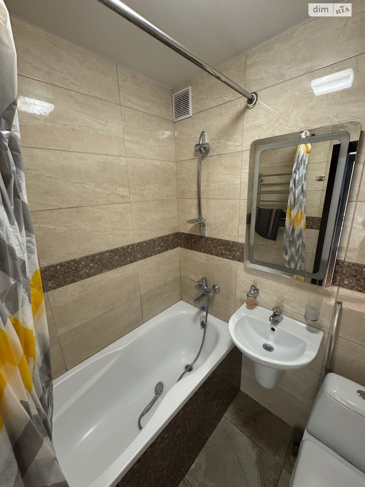 Продажа двухкомнатной квартиры в Хмельницком, на ул. Пилипчука Владимира, район Центр фото 1 Продажа двухкомнатной квартиры в Хмельницком, на ул. Пилипчука Владимира, район Центр фото 1