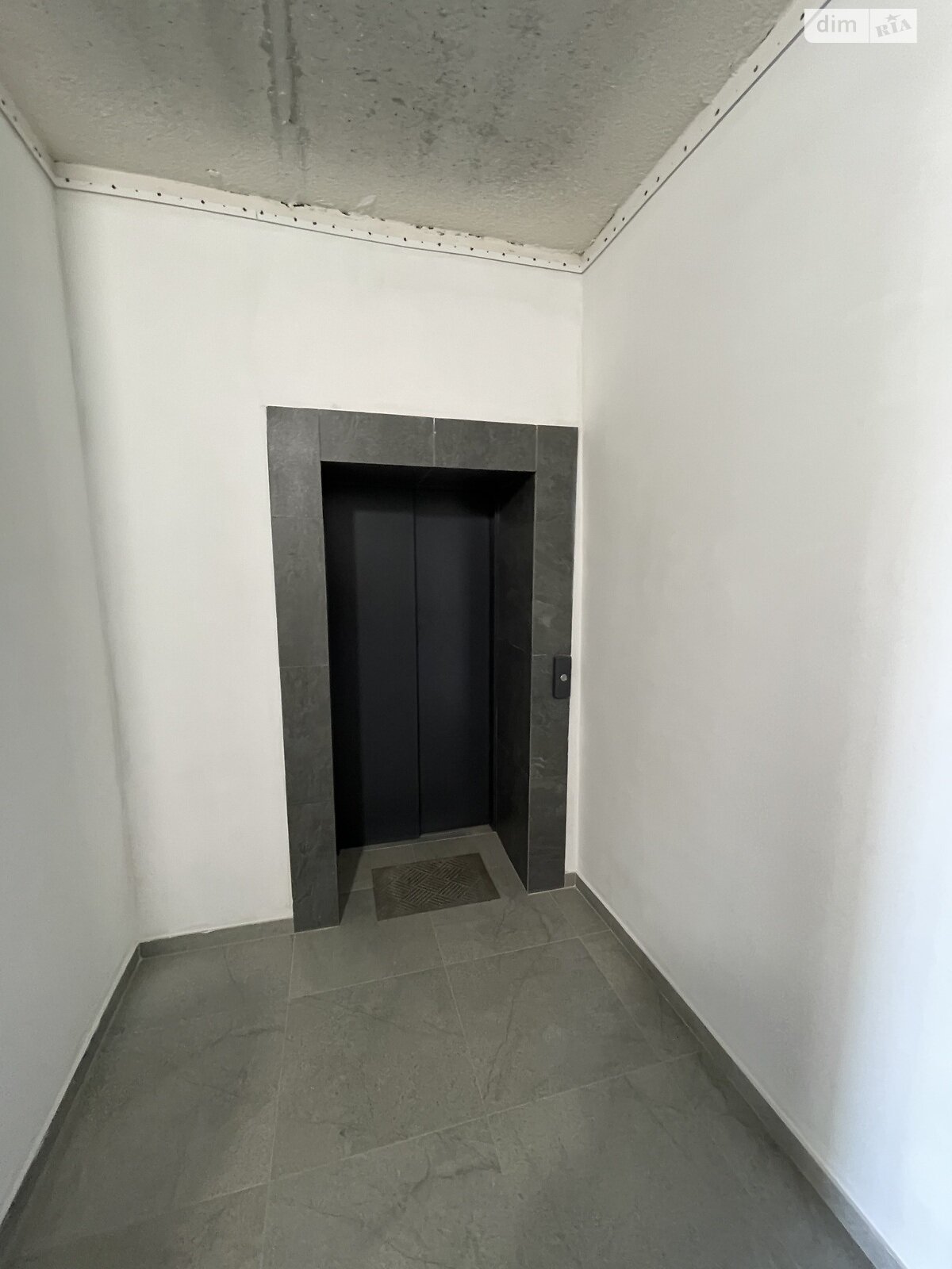 Продажа трехкомнатной квартиры в Хмельницком, на ул. Подольская, кв. 200, район Центр фото 1 Продажа трехкомнатной квартиры в Хмельницком, на ул. Подольская, кв. 200, район Центр фото 1