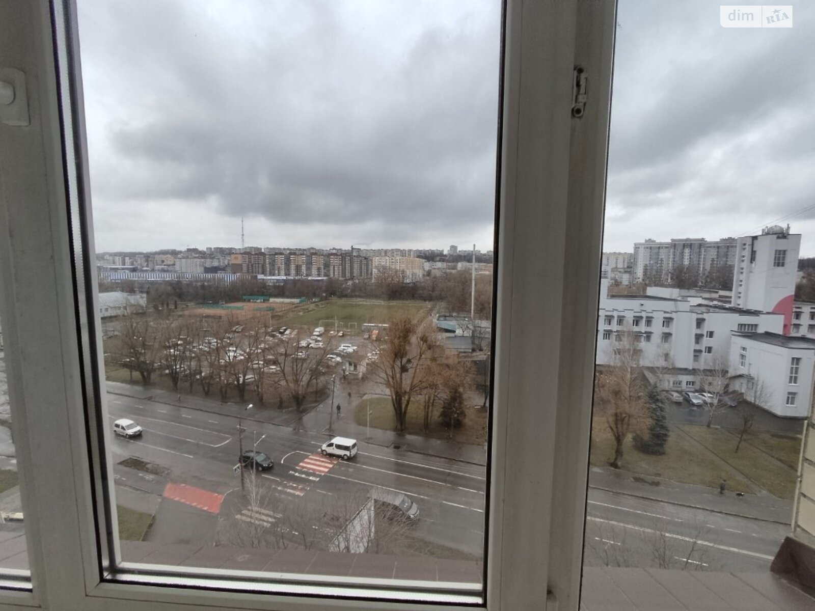 Продажа трехкомнатной квартиры в Хмельницком, на ул. Прибугская, район Центр фото 1