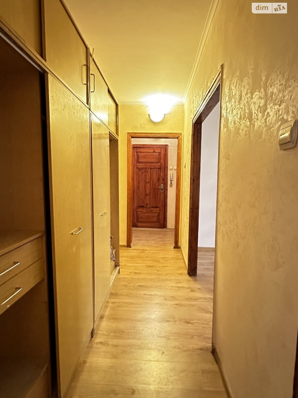 Продаж трикімнатної квартири в Хмельницькому, на вул. Прибузька, район Центр фото 1 Продаж трикімнатної квартири в Хмельницькому, на вул. Прибузька, район Центр фото 1