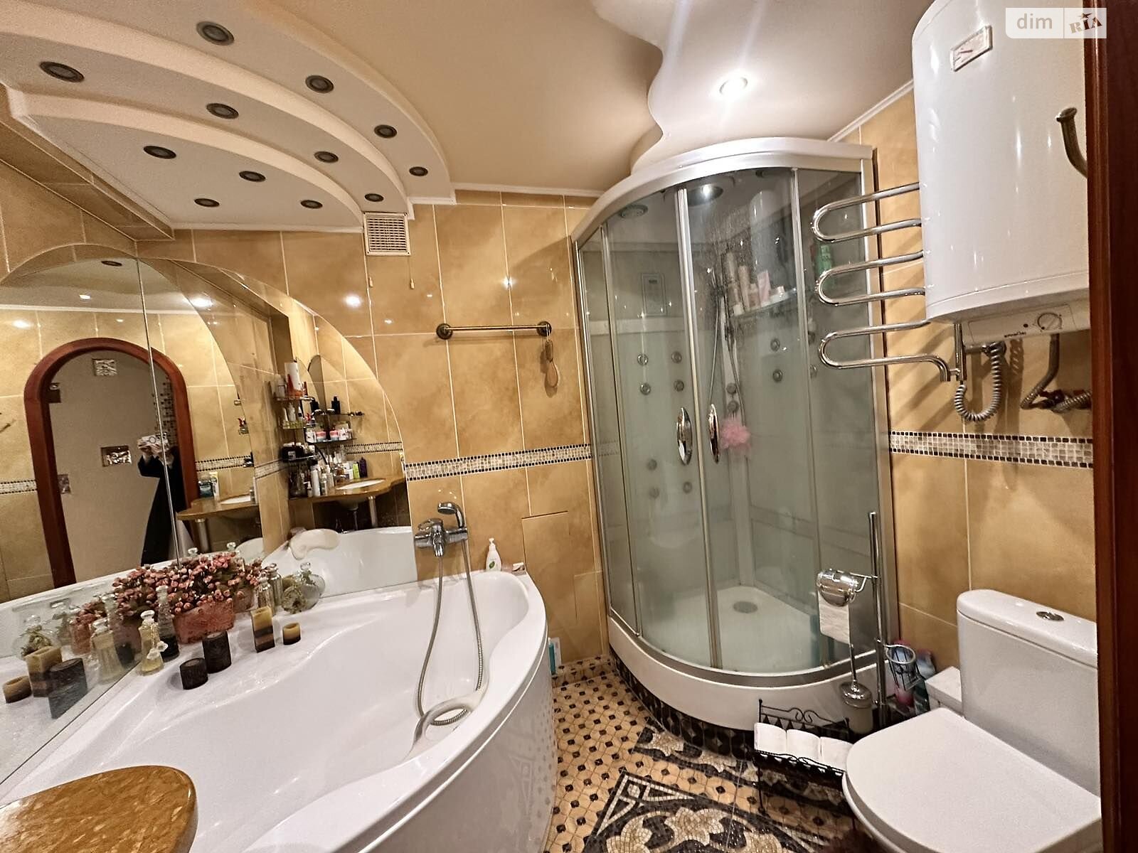 Продажа трехкомнатной квартиры в Хмельницком, на ул. Прибугская 29, район Центр фото 1 Продажа трехкомнатной квартиры в Хмельницком, на ул. Прибугская 29, район Центр фото 1