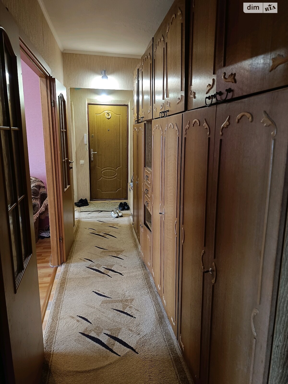 Продаж трикімнатної квартири в Хмельницькому, на вул. Прибузька, район Центр фото 1 Продаж трикімнатної квартири в Хмельницькому, на вул. Прибузька, район Центр фото 1