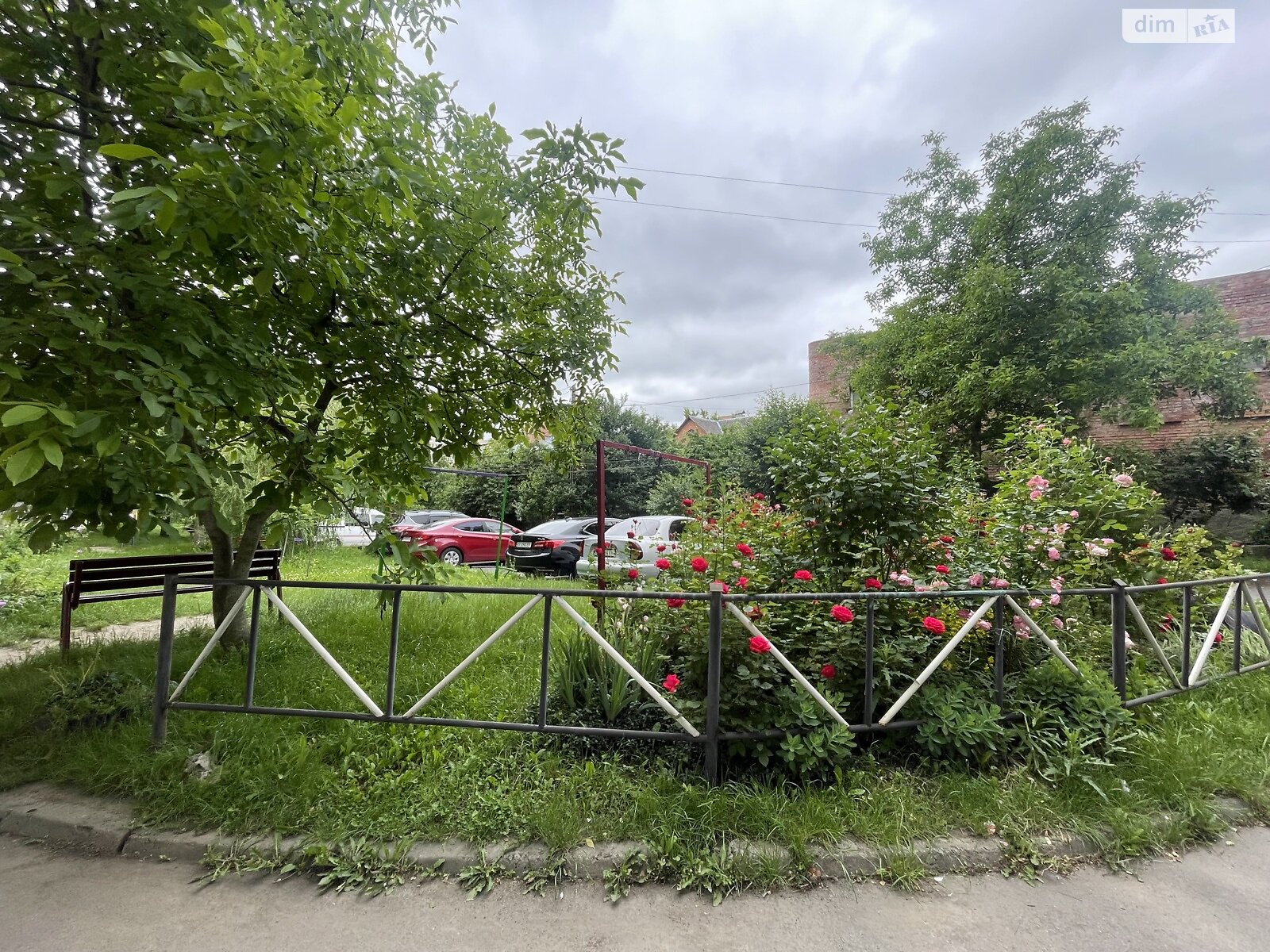 Продаж трикімнатної квартири в Хмельницькому, на вул. Прибузька, район Центр фото 1 Продаж трикімнатної квартири в Хмельницькому, на вул. Прибузька, район Центр фото 1