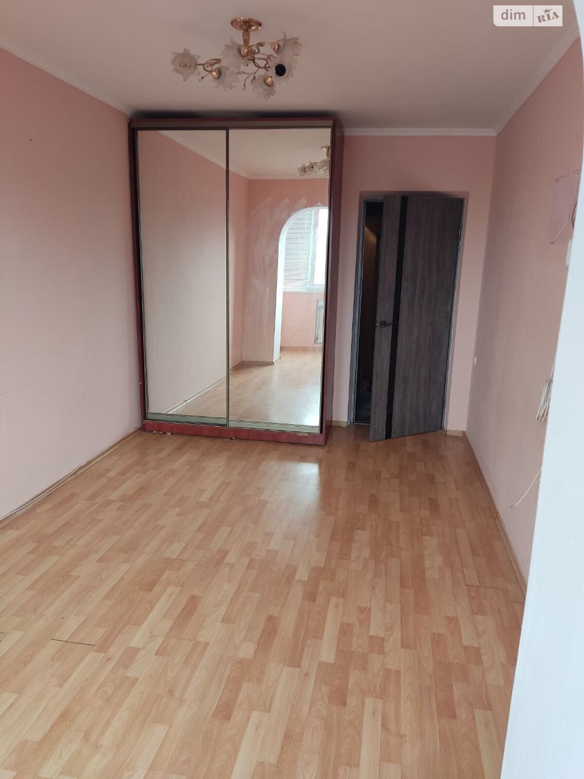 Продажа трехкомнатной квартиры в Хмельницком, на ул. Прибугская, район Центр фото 1 Продажа трехкомнатной квартиры в Хмельницком, на ул. Прибугская, район Центр фото 1