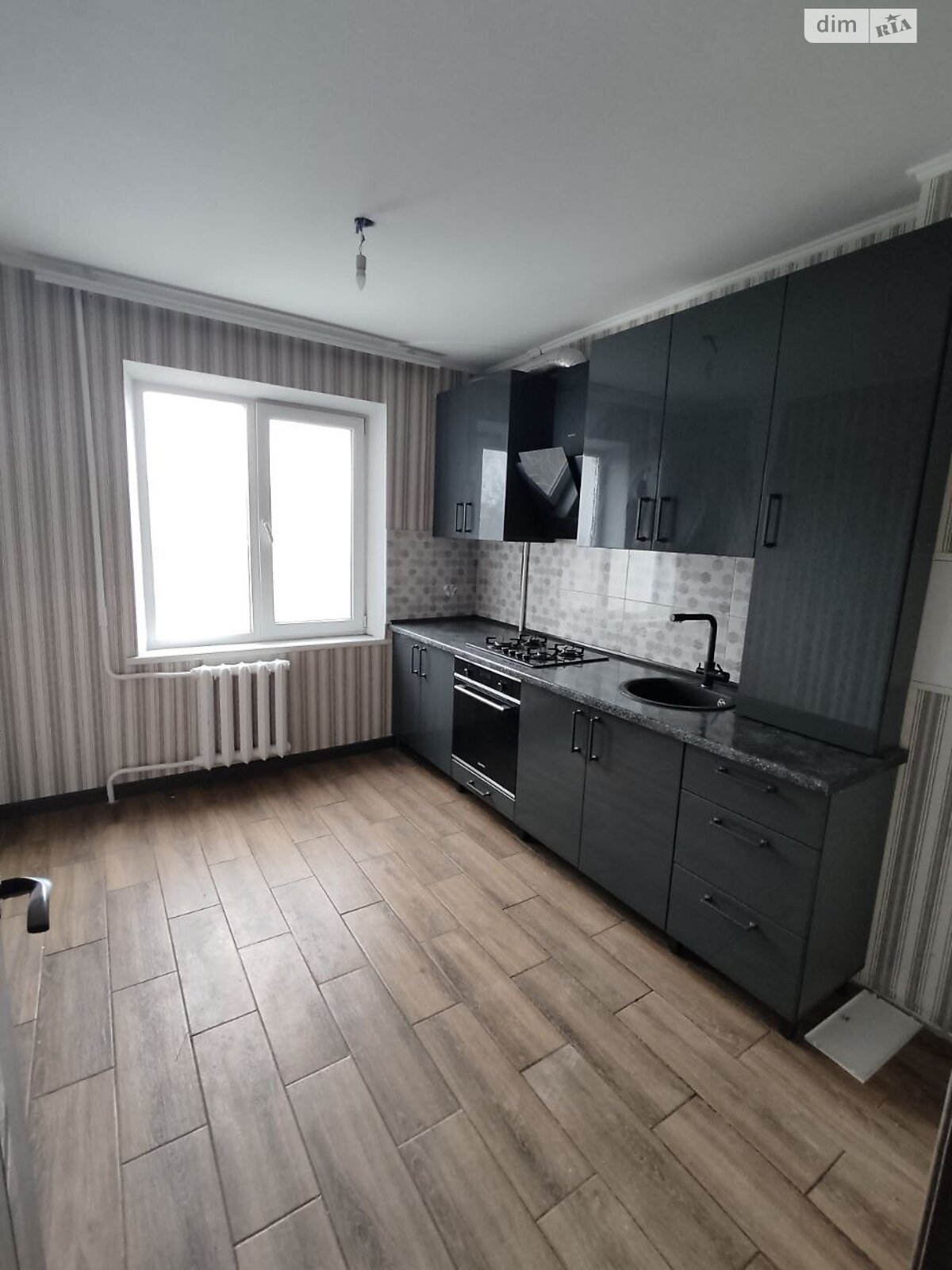 Продажа трехкомнатной квартиры в Хмельницком, на ул. Прибугская, район Центр фото 1 Продажа трехкомнатной квартиры в Хмельницком, на ул. Прибугская, район Центр фото 1