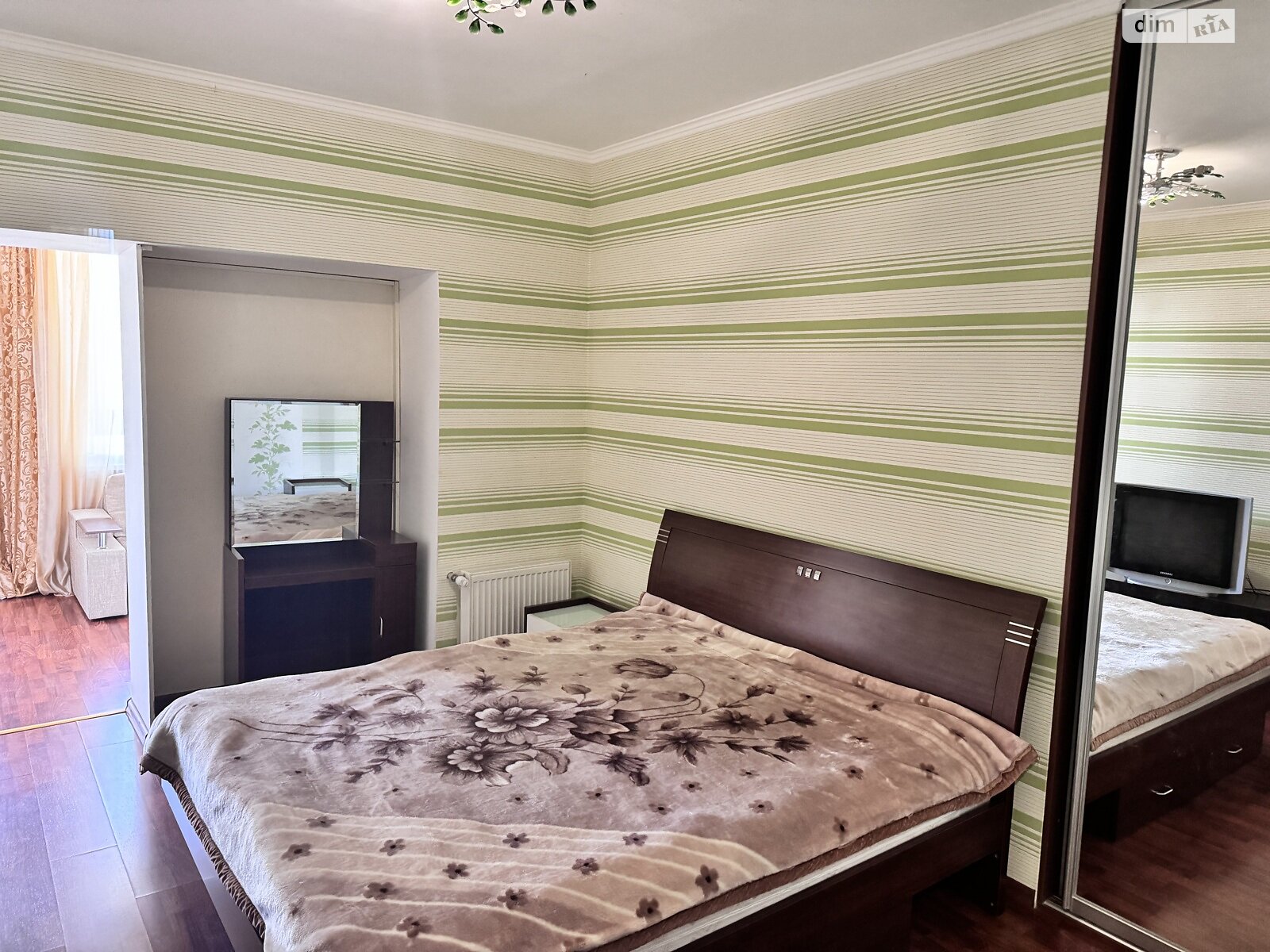 Продажа двухкомнатной квартиры в Хмельницком, на ул. Проскуровская 45, кв. 41, район Центр фото 1 Продажа двухкомнатной квартиры в Хмельницком, на ул. Проскуровская 45, кв. 41, район Центр фото 1