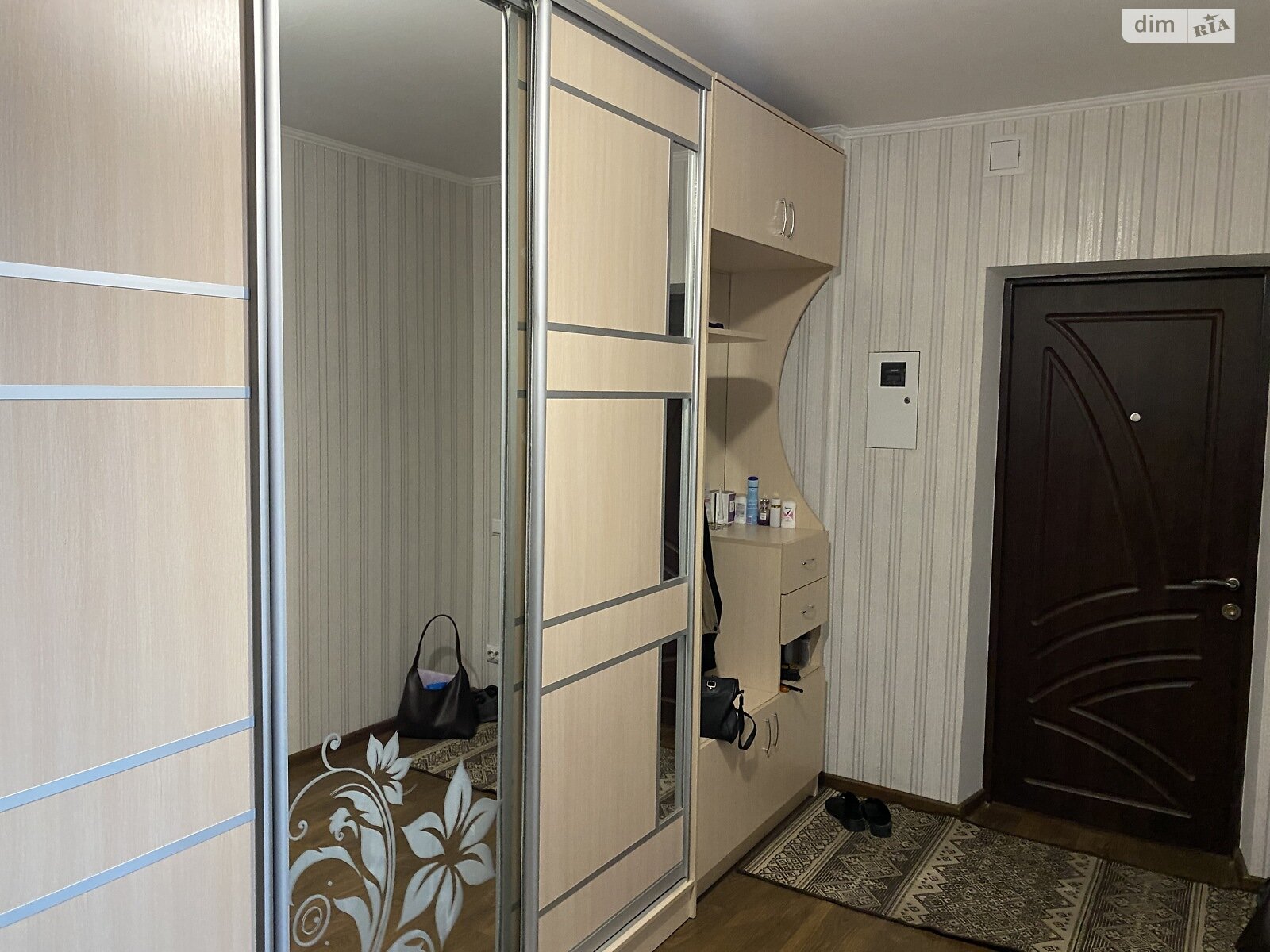 Продажа трехкомнатной квартиры в Хмельницком, на ул. Проскуровского Подполья, район Центр фото 1 Продажа трехкомнатной квартиры в Хмельницком, на ул. Проскуровского Подполья, район Центр фото 1