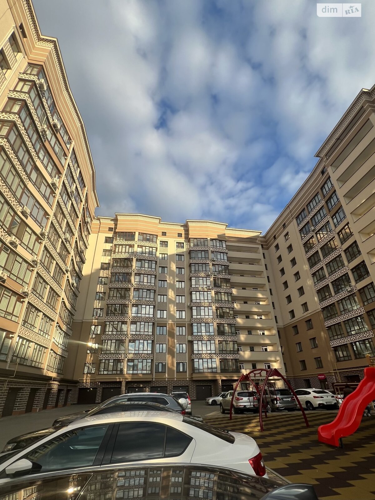 Продаж трикімнатної квартири в Хмельницькому, на вул. Проскурівського Підпілля 110, район Центр фото 1