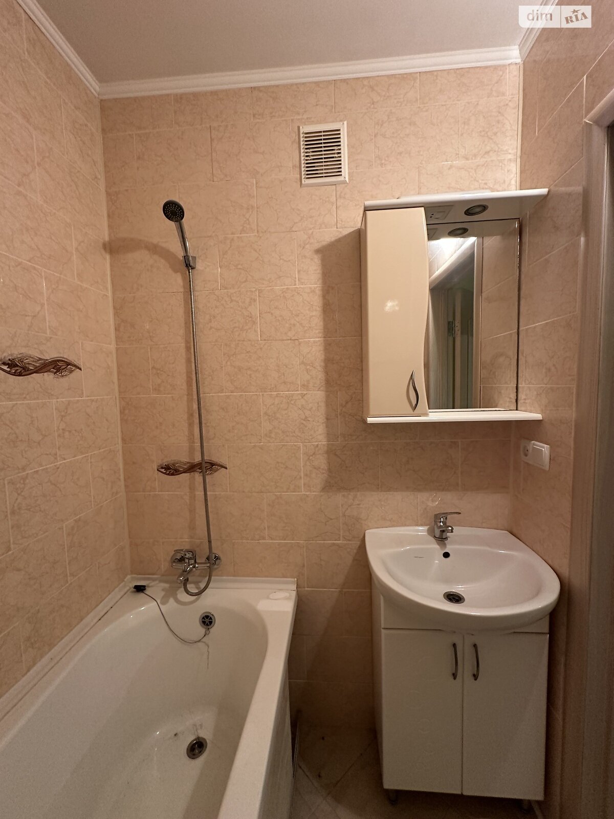 Продажа двухкомнатной квартиры в Хмельницком, на ул. Проскуровского Подполья 115/1, район Центр фото 1 Продажа двухкомнатной квартиры в Хмельницком, на ул. Проскуровского Подполья 115/1, район Центр фото 1