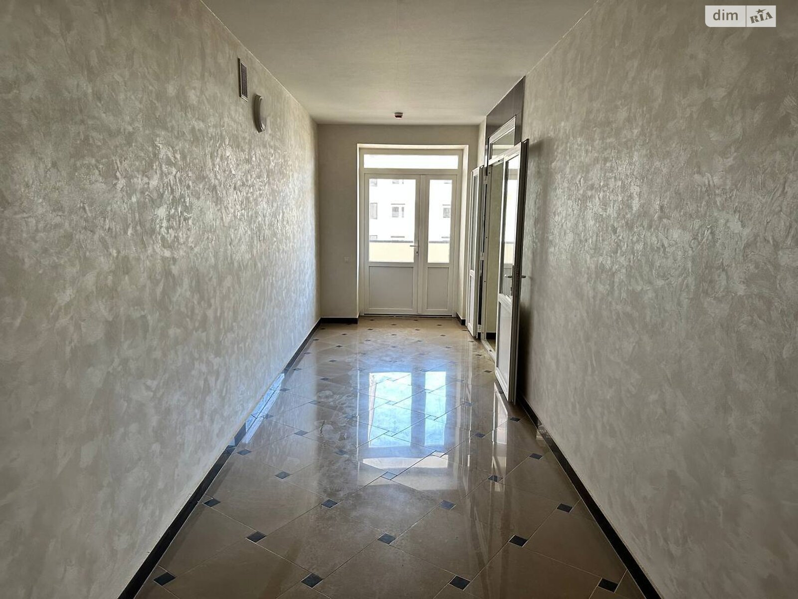 Продажа двухкомнатной квартиры в Хмельницком, на ул. Шевченко 39, кв. 47, район Центр фото 1 Продажа двухкомнатной квартиры в Хмельницком, на ул. Шевченко 39, кв. 47, район Центр фото 1