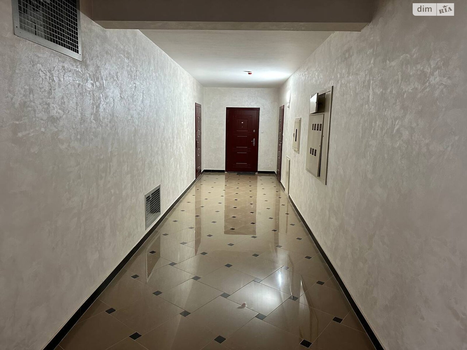 Продажа двухкомнатной квартиры в Хмельницком, на ул. Шевченко 39, кв. 47, район Центр фото 1 Продажа двухкомнатной квартиры в Хмельницком, на ул. Шевченко 39, кв. 47, район Центр фото 1