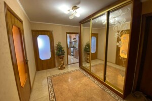 Продажа трехкомнатной квартиры в Хмельницком, на ул. Соборная, район Центр фото 2
