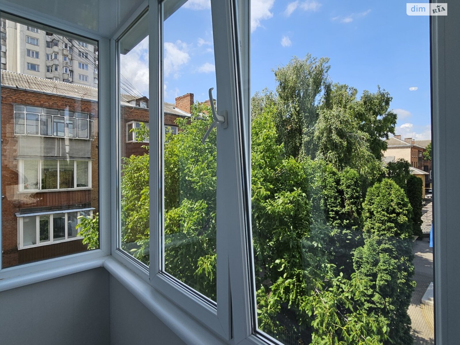 Продаж двокімнатної квартири в Хмельницькому, на вул. Соборна, район Центр фото 1 Продаж двокімнатної квартири в Хмельницькому, на вул. Соборна, район Центр фото 1