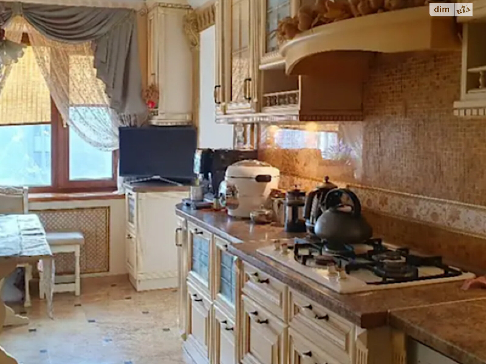 Продажа трехкомнатной квартиры в Хмельницком, на ул. Свободы, район Центр фото 1 Продажа трехкомнатной квартиры в Хмельницком, на ул. Свободы, район Центр фото 1