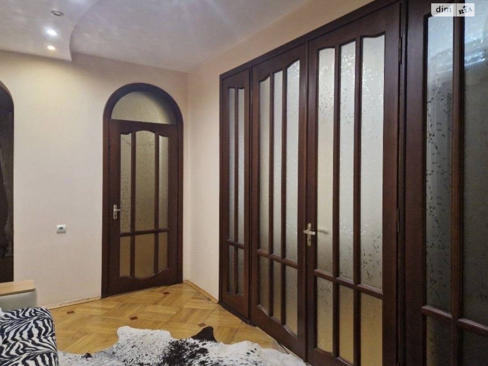 Продажа трехкомнатной квартиры в Хмельницком, на ул. Свободы 19, район Центр фото 1 Продажа трехкомнатной квартиры в Хмельницком, на ул. Свободы 19, район Центр фото 1