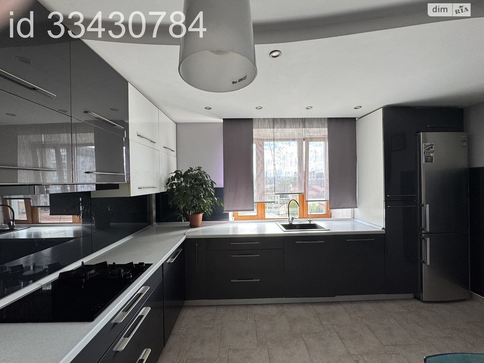 Продажа трехкомнатной квартиры в Хмельницком, на ул. Свободы, район Центр фото 1 Продажа трехкомнатной квартиры в Хмельницком, на ул. Свободы, район Центр фото 1