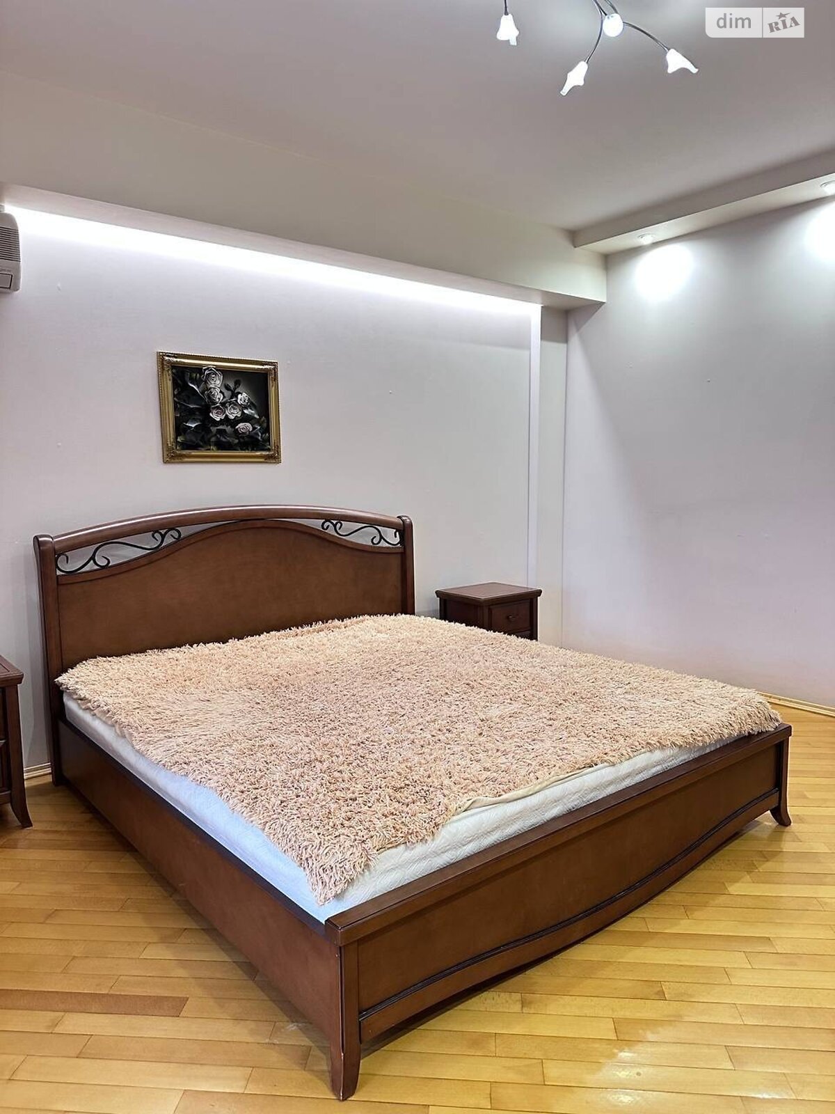 Продажа четырехкомнатной квартиры в Хмельницком, на ул. Свободы 19, район Центр фото 1 Продажа четырехкомнатной квартиры в Хмельницком, на ул. Свободы 19, район Центр фото 1