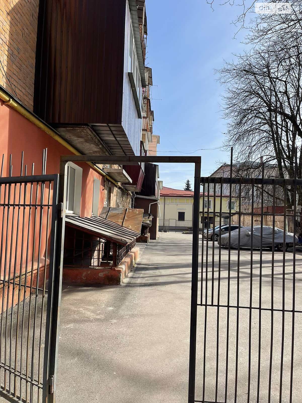 Продажа трехкомнатной квартиры в Хмельницком, на ул. Владимирская, район Центр фото 1 Продажа трехкомнатной квартиры в Хмельницком, на ул. Владимирская, район Центр фото 1