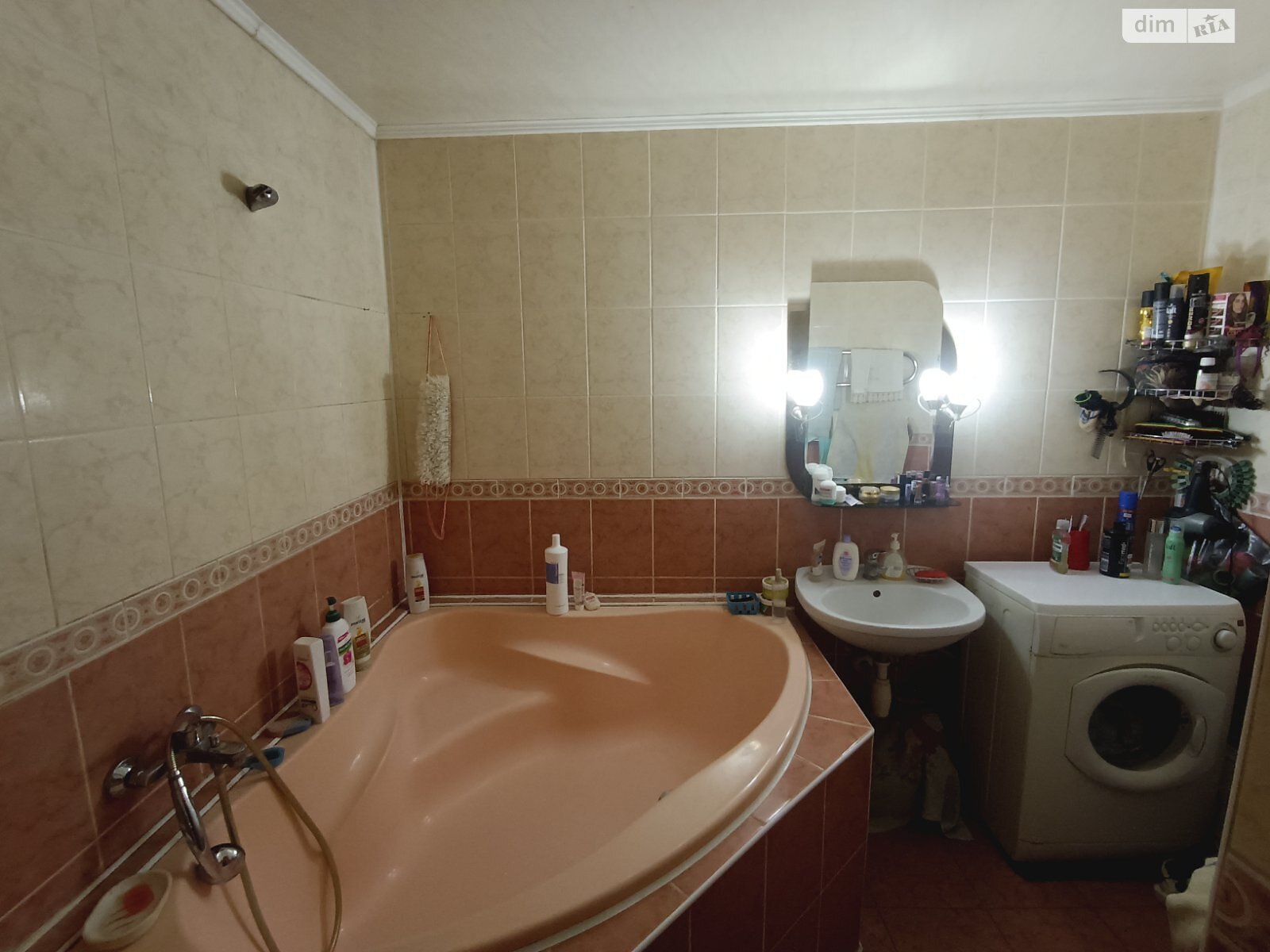 Продаж чотирикімнатної квартири в Хмельницькому, на вул. Водопровідна, район Центр фото 1 Продаж чотирикімнатної квартири в Хмельницькому, на вул. Водопровідна, район Центр фото 1