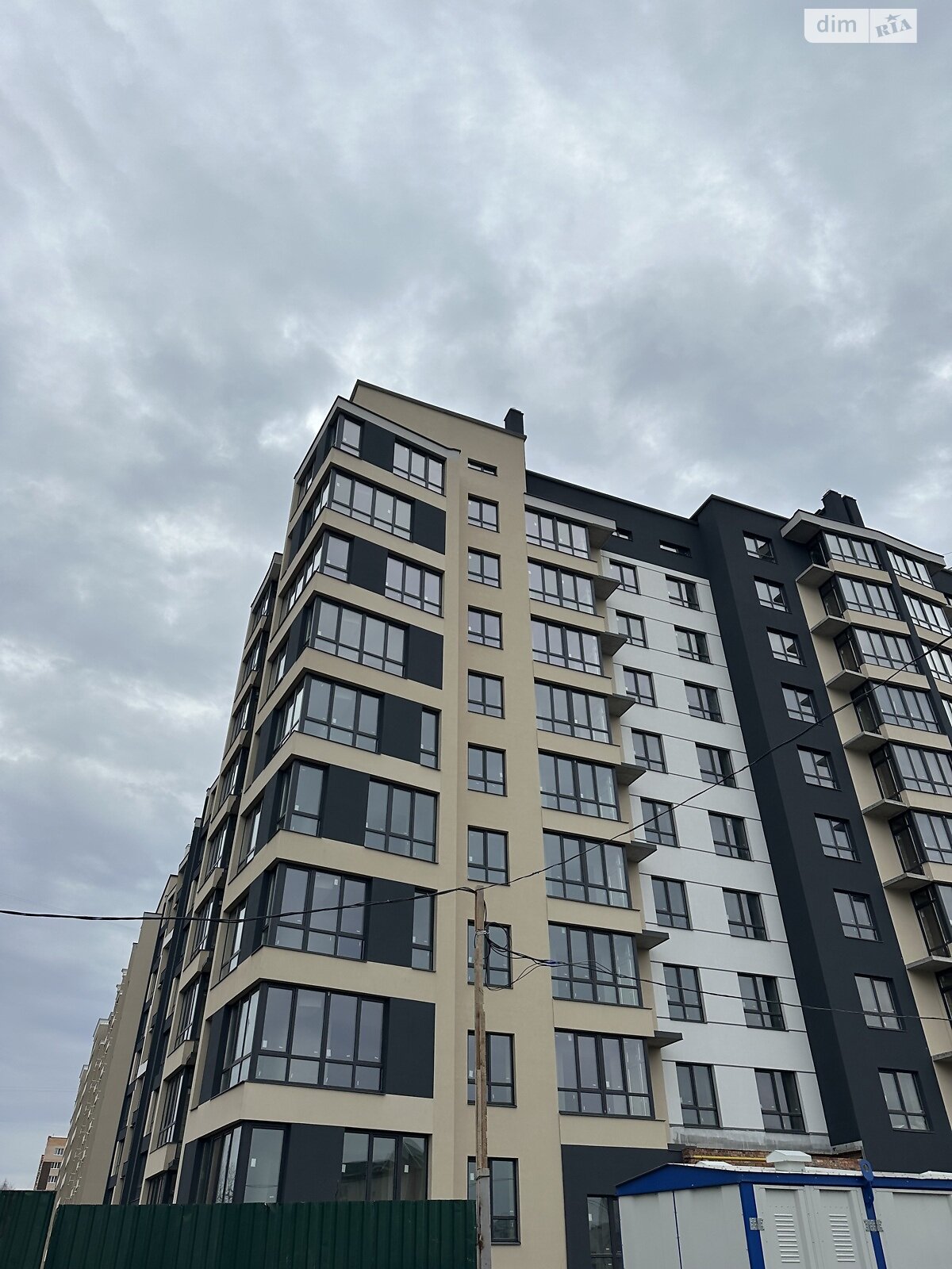 Продаж двокімнатної квартири в Хмельницькому, на вул. Зарічанська 3/3В, район Центр фото 1 Продаж двокімнатної квартири в Хмельницькому, на вул. Зарічанська 3/3В, район Центр фото 1