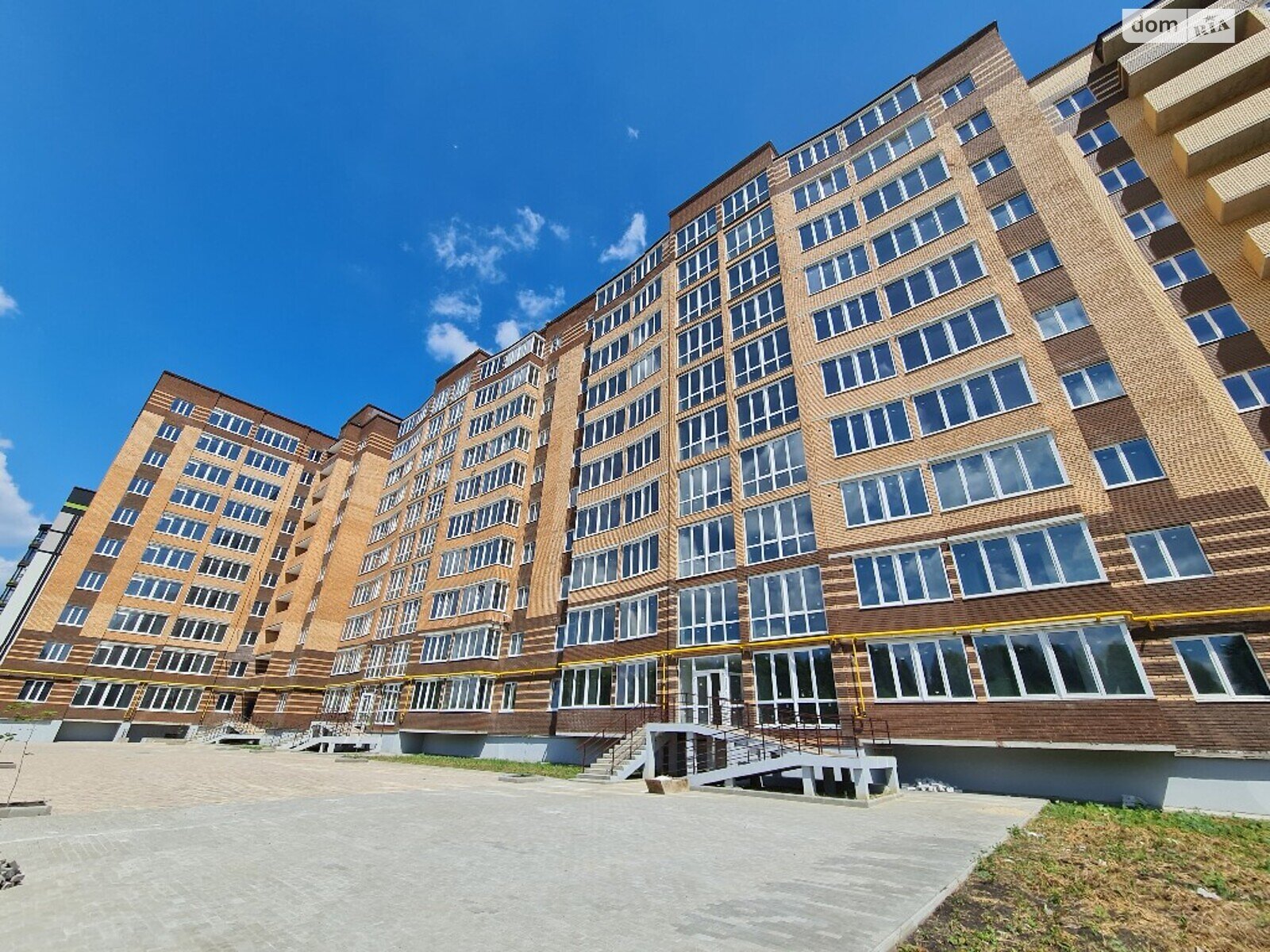 Продажа трехкомнатной квартиры в Хмельницком, на шоссе Старокостянтиновское 20/7, район Выставка фото 1 Продажа трехкомнатной квартиры в Хмельницком, на шоссе Старокостянтиновское 20/7, район Выставка фото 1