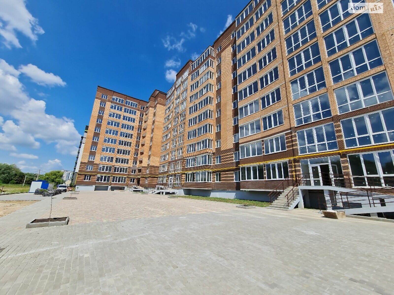 Продажа трехкомнатной квартиры в Хмельницком, на шоссе Старокостянтиновское 20/7, район Выставка фото 1 Продажа трехкомнатной квартиры в Хмельницком, на шоссе Старокостянтиновское 20/7, район Выставка фото 1
