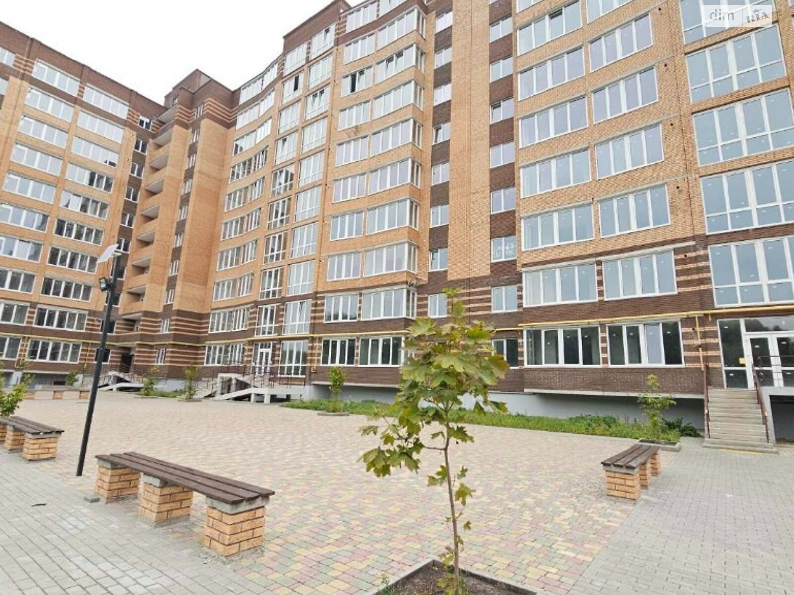 Продажа трехкомнатной квартиры в Хмельницком, на шоссе Старокостянтиновское, район Выставка фото 1 Продажа трехкомнатной квартиры в Хмельницком, на шоссе Старокостянтиновское, район Выставка фото 1
