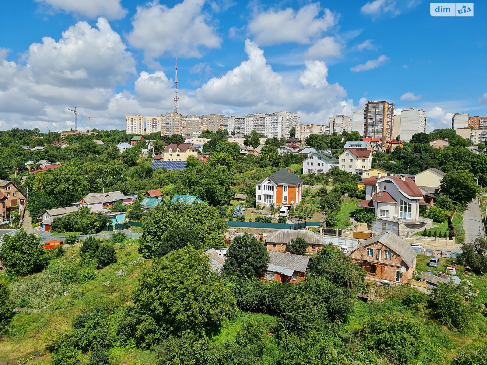 Продаж двокімнатної квартири в Хмельницькому, на вул. Степана Бандери, район Виставка фото 1 Продаж двокімнатної квартири в Хмельницькому, на вул. Степана Бандери, район Виставка фото 1