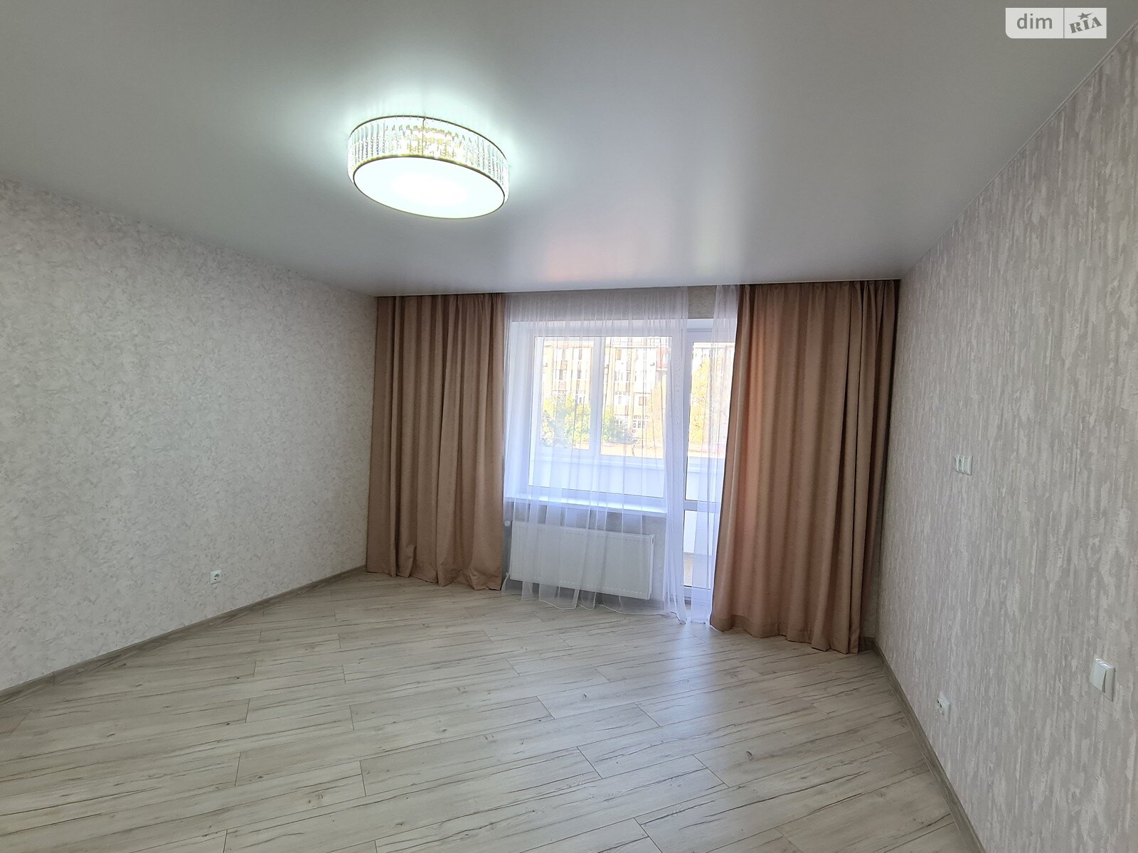 Продаж двокімнатної квартири в Хмельницькому, на просп. Миру 63В, район Виставка фото 1