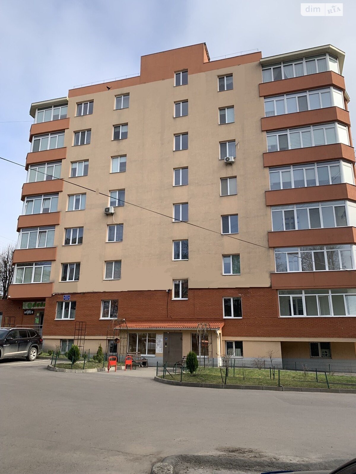 Продажа трехкомнатной квартиры в Хмельницком, на просп. Мира, район Выставка фото 1