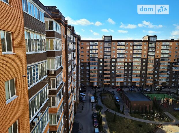 Продаж трикімнатної квартири в Хмельницькому, на вул. Зарічанська, район Виставка фото 1 Продаж трикімнатної квартири в Хмельницькому, на вул. Зарічанська, район Виставка фото 1