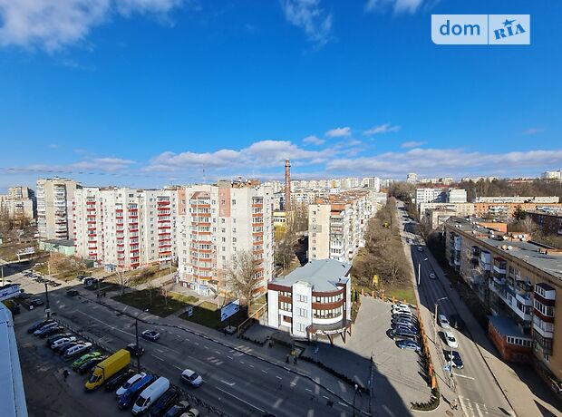 Продаж трикімнатної квартири в Хмельницькому, на вул. Зарічанська, район Виставка фото 1 Продаж трикімнатної квартири в Хмельницькому, на вул. Зарічанська, район Виставка фото 1