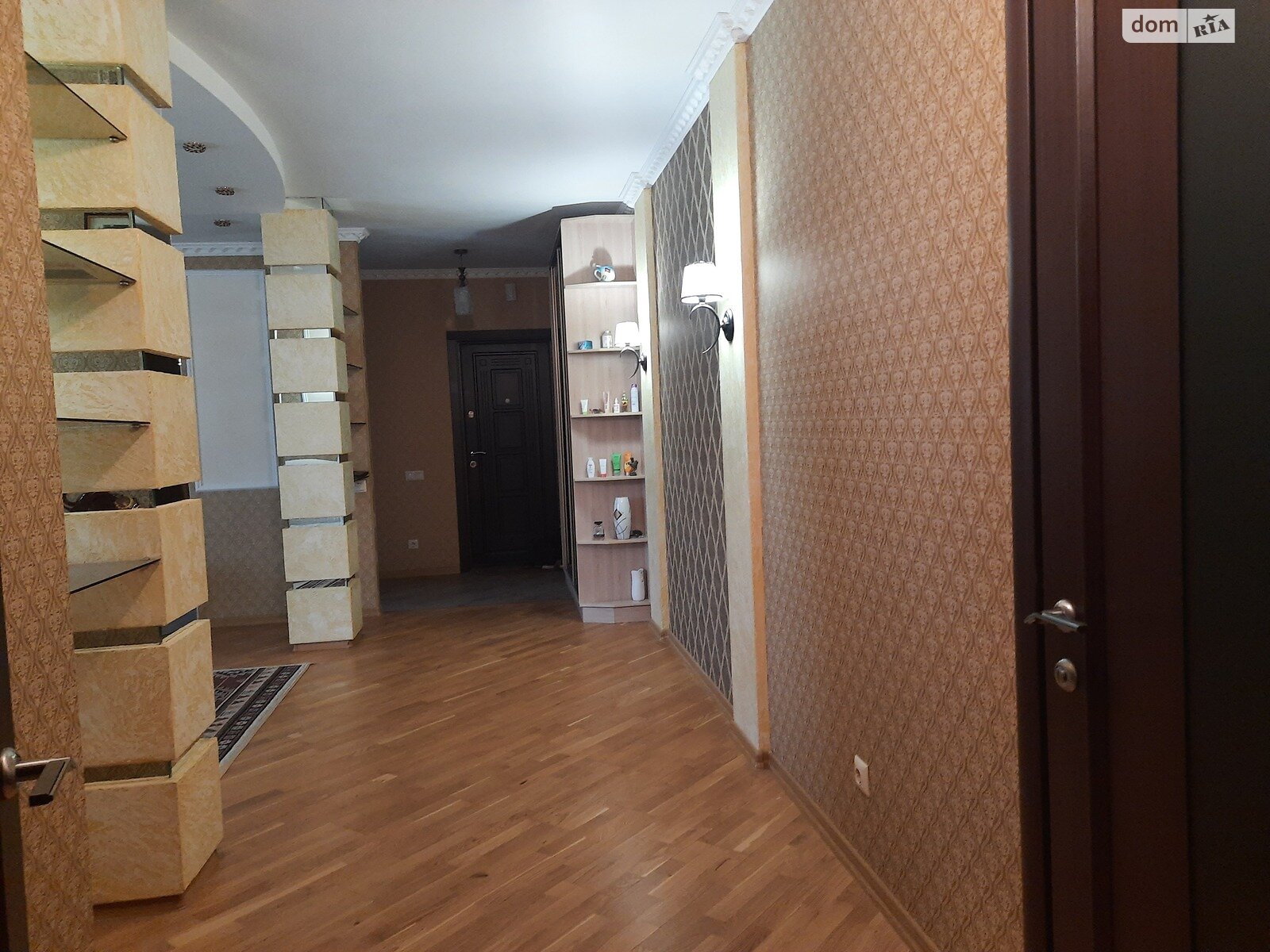 Продажа трехкомнатной квартиры в Хмельницком, на ул. Заречанская, район Выставка фото 1