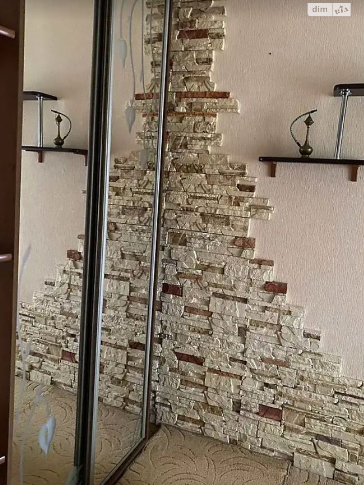 Продаж двокімнатної квартири в Хмельницькому, на вул. Зарічанська, район Виставка фото 1 Продаж двокімнатної квартири в Хмельницькому, на вул. Зарічанська, район Виставка фото 1