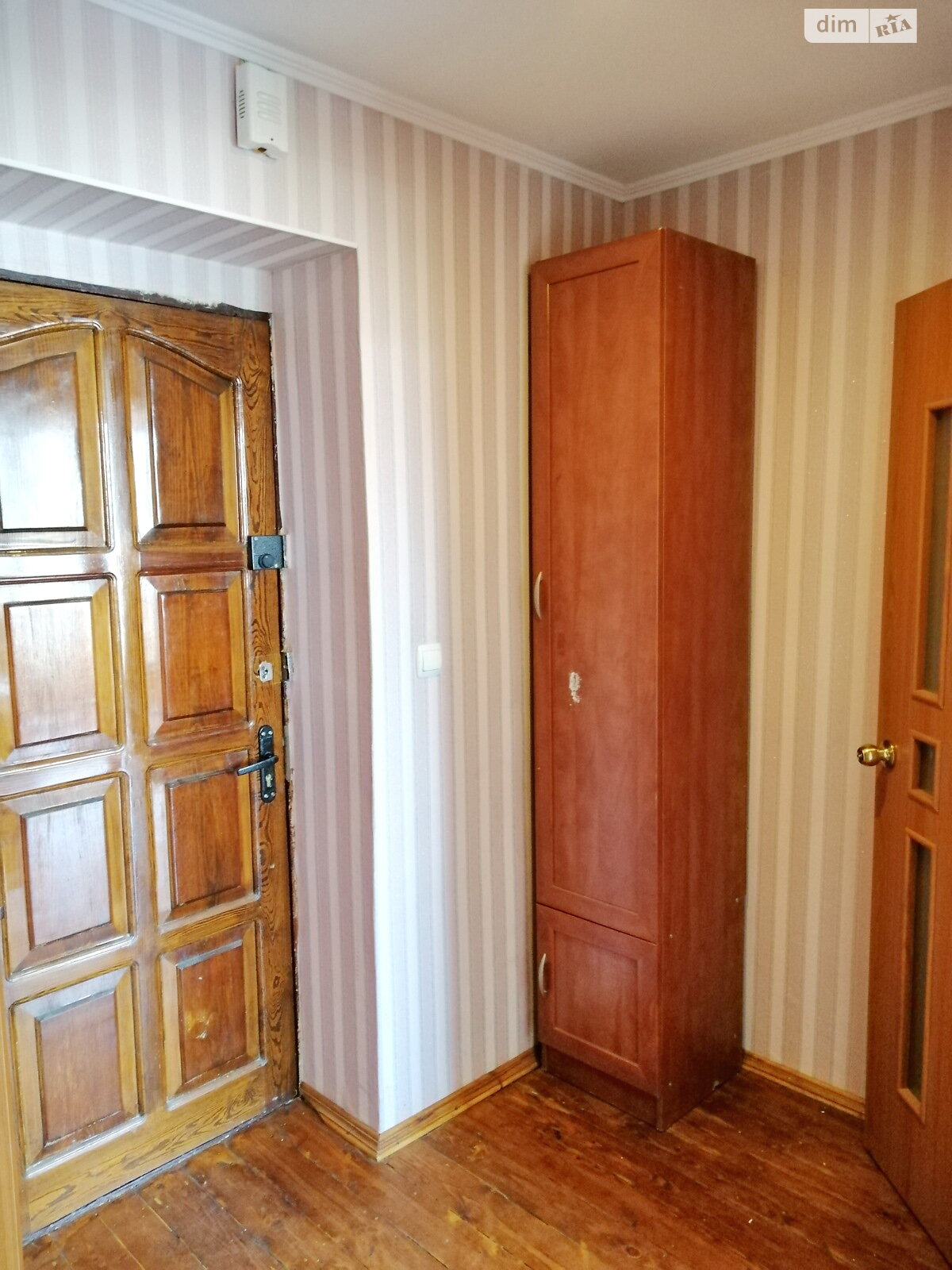 Продаж однокімнатної квартири в Хмельницькому, на вул. Зарічанська, район Виставка фото 1 Продаж однокімнатної квартири в Хмельницькому, на вул. Зарічанська, район Виставка фото 1