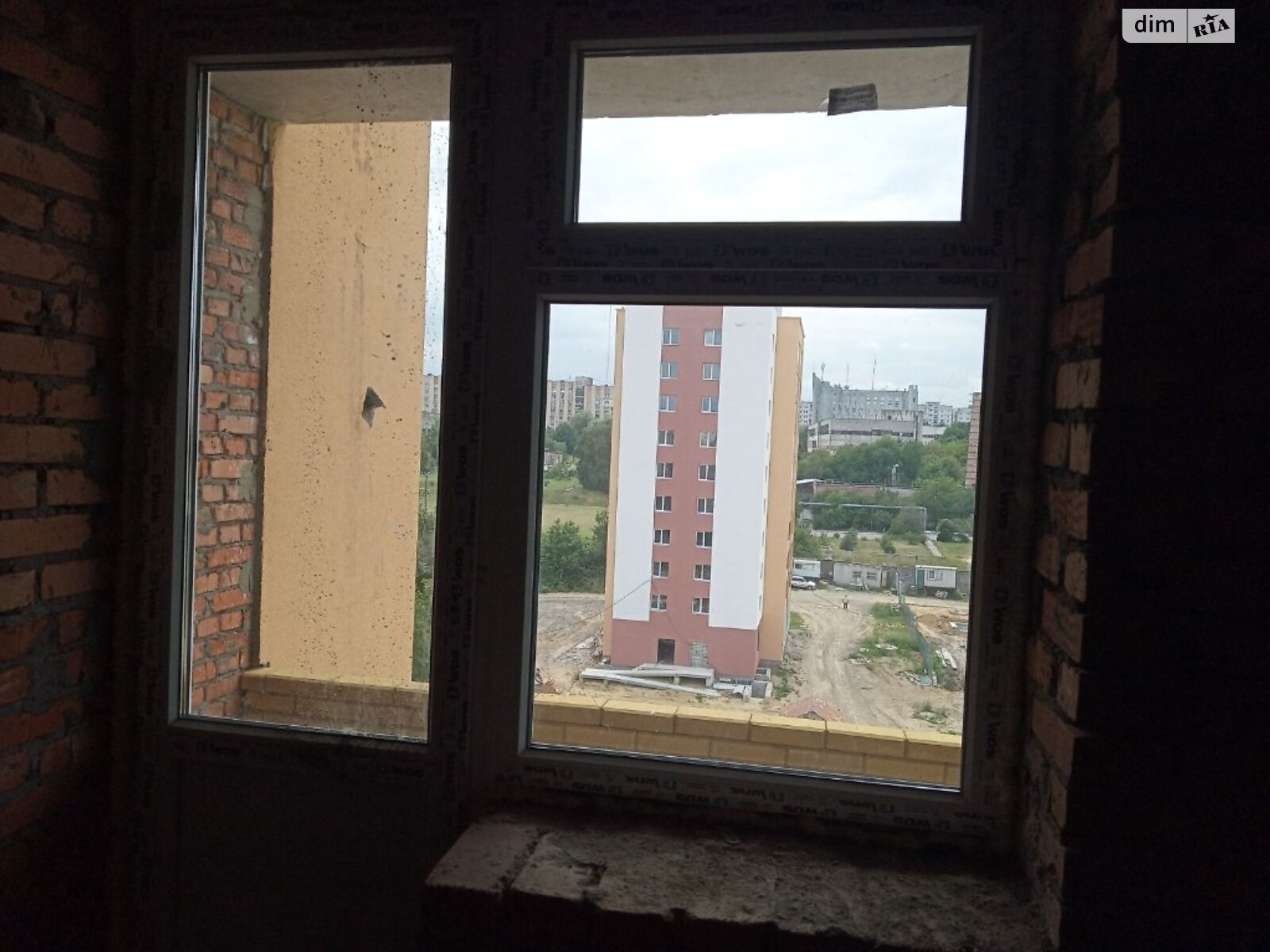 Продаж однокімнатної квартири в Хмельницькому, на вул. Озерна, район Виставка фото 1 Продаж однокімнатної квартири в Хмельницькому, на вул. Озерна, район Виставка фото 1
