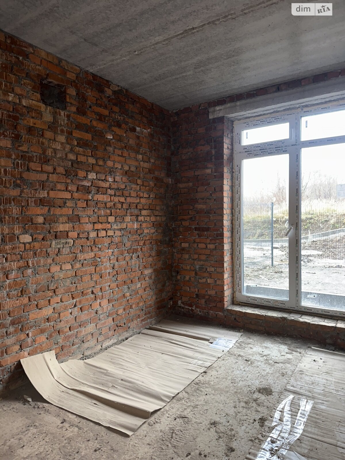 Продаж однокімнатної квартири в Хмельницькому, на вул. Серпнева 9, район Виставка фото 1